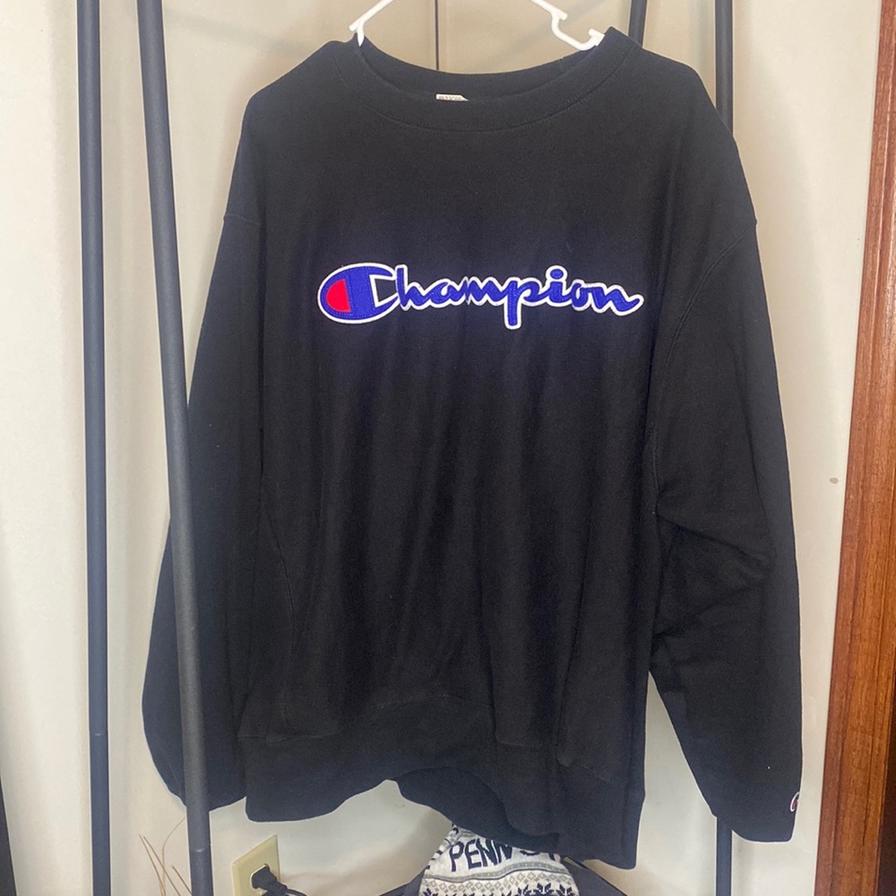 Black crew neck